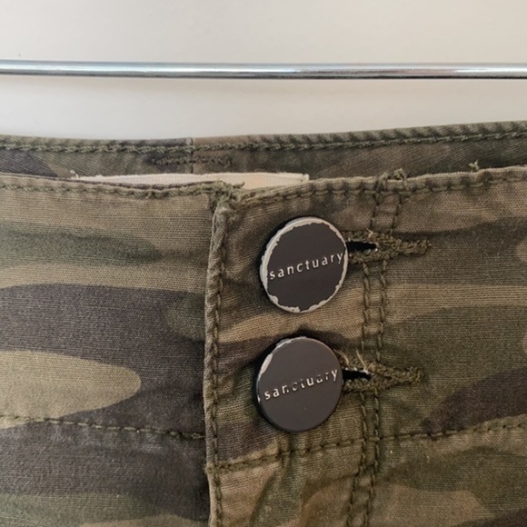 Women’s Sanctuary Cargo Pants - Picture 4 of 7